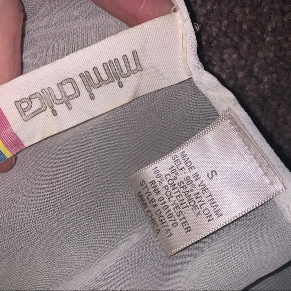 White lace dress - Picture 3 of 4